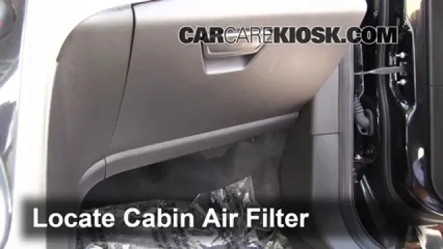 2013 Ford Escape SEL 2.0L 4 Cyl. Turbo Air Filter (Cabin) Replace